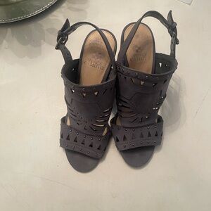 Vince Camuto block heel 4” sandal